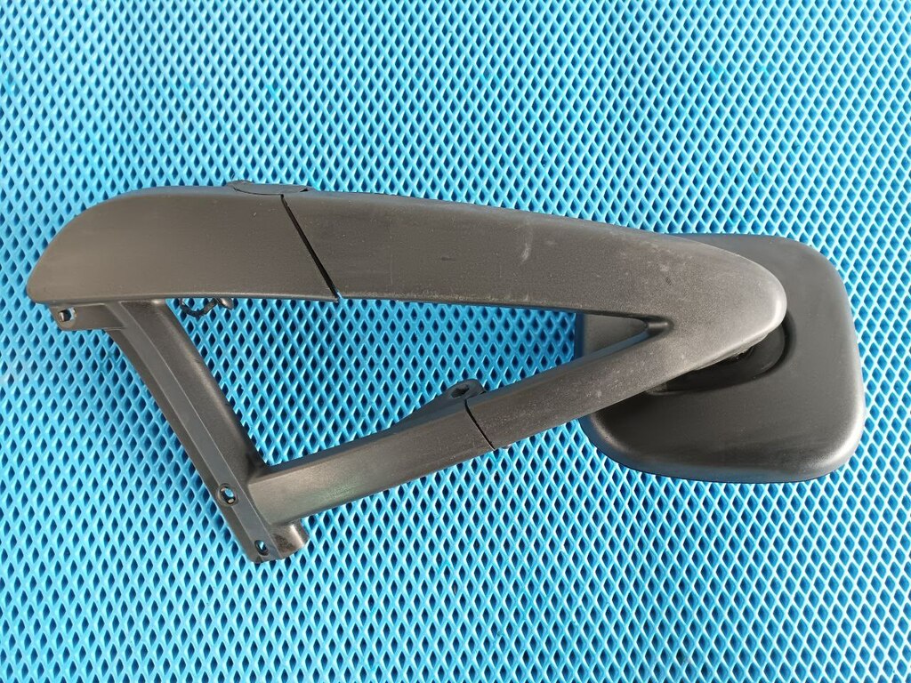 зеркало бордюрное переднее б/у \ низкая кабина - 1